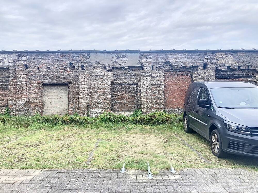 Parking & garage te  huur in Gent 9000 85.00€  slaapkamers m² - Zoekertje 581183
