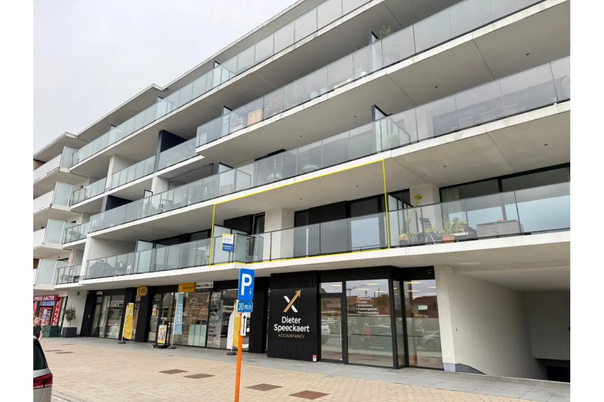 Appartement te  huur in Aalter 9880 910.00€ 1 slaapkamers 80.00m² - Zoekertje 581624