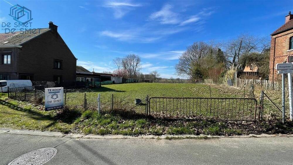 Bouwgrond te  koop in Lierde 9570 300000.00€  slaapkamers m² - Zoekertje 583745