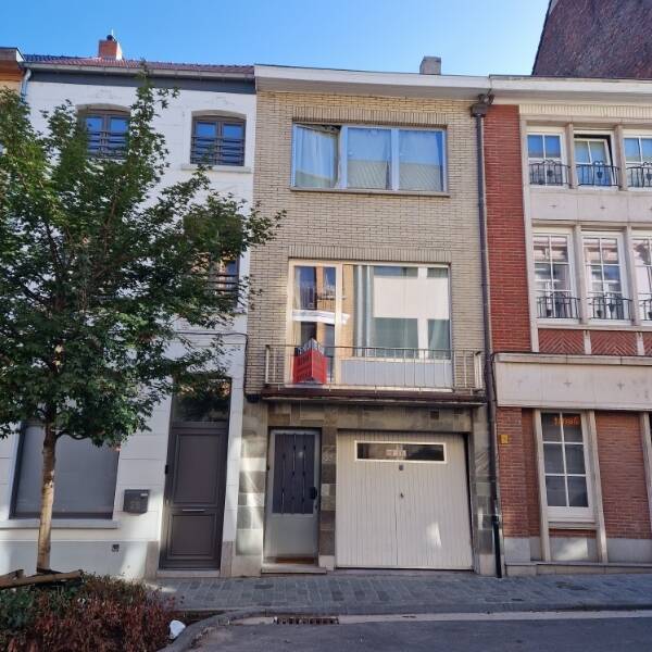 Huis te  huur in Aalst 9300 975.00€ 2 slaapkamers m² - Zoekertje 584594
