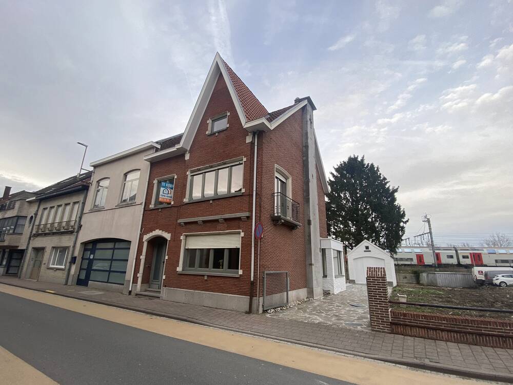 Huis te koop in Denderleeuw 9470 439000.00€ 4 slaapkamers 210.00m² - Zoekertje 587186