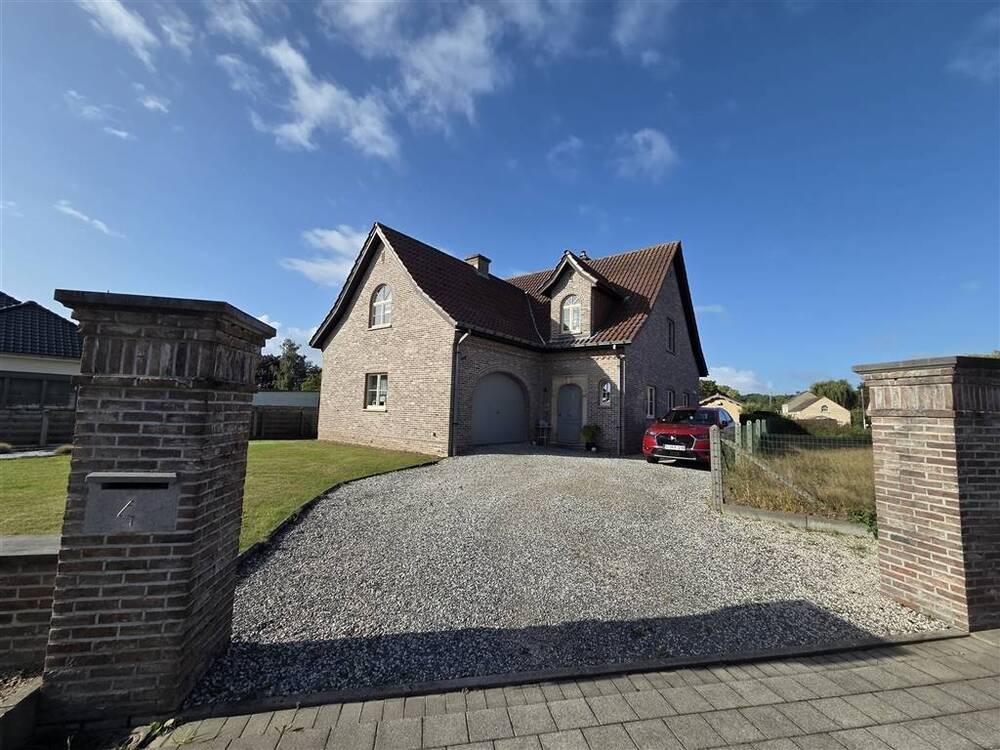 Villa te  koop in Geraardsbergen 9500 489000.00€ 4 slaapkamers 257.00m² - Zoekertje 588100