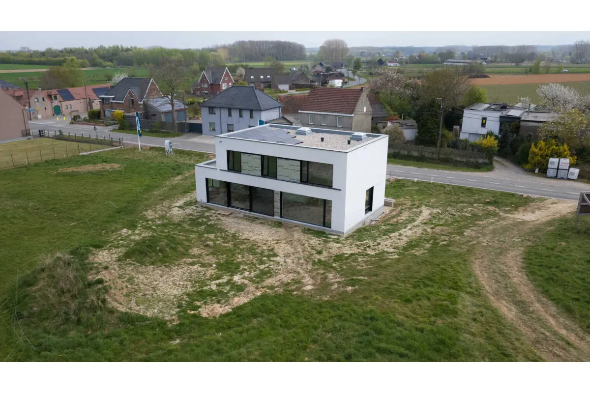 Huis te  koop in Oosterzele 9860 484191.00€ 3 slaapkamers 152.00m² - Zoekertje 589542