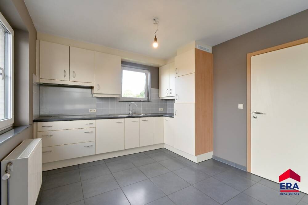 Appartement te huur in Maldegem 9990 875.00€ 2 slaapkamers 95.00m² - Zoekertje 589094