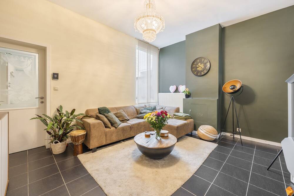 Huis te koop in Sint-Niklaas 9100 265000.00€ 3 slaapkamers 139.00m² - Zoekertje 589208