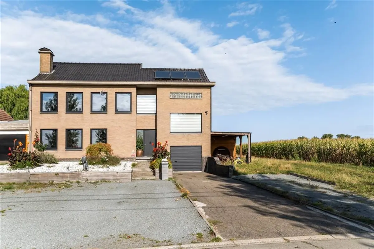 Huis te koop in Beveren-Waas 9120 799000.00€ 5 slaapkamers 328.00m² - Zoekertje 589357