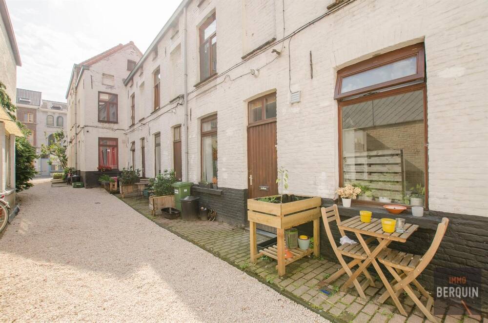 Huis te  huur in Gent 9000 800.00€ 1 slaapkamers m² - Zoekertje 590270
