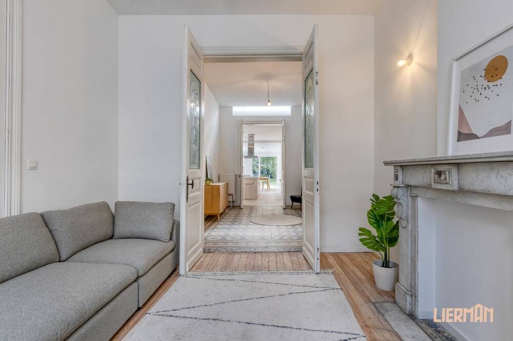 Kasteel te  koop in Aalst 9300 655000.00€ 6 slaapkamers 324.00m² - Zoekertje 590628