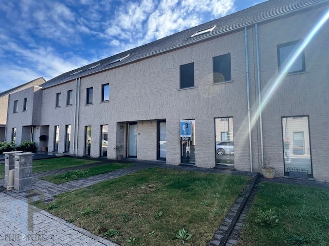 Huis te koop in Zottegem 9620 419000.00€ 4 slaapkamers 155.00m² - Zoekertje 591193