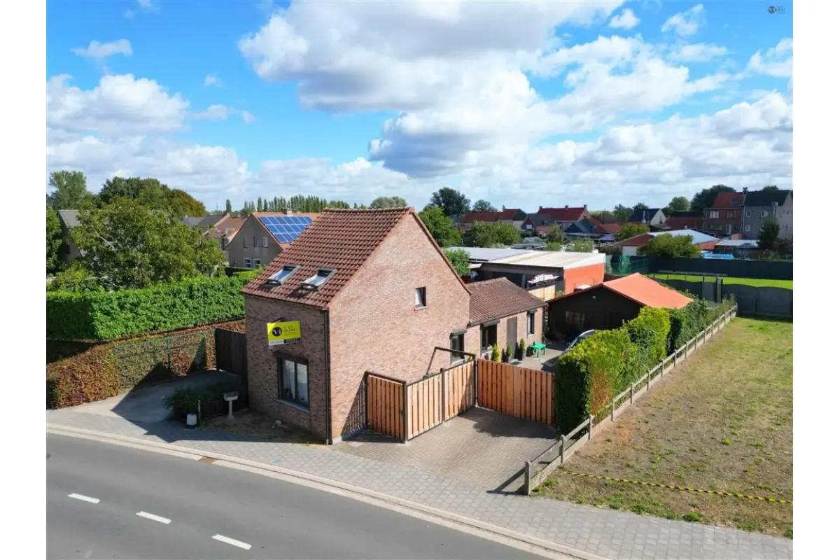 Huis te  koop in Stekene 9190 289000.00€ 2 slaapkamers 100.00m² - Zoekertje 591456