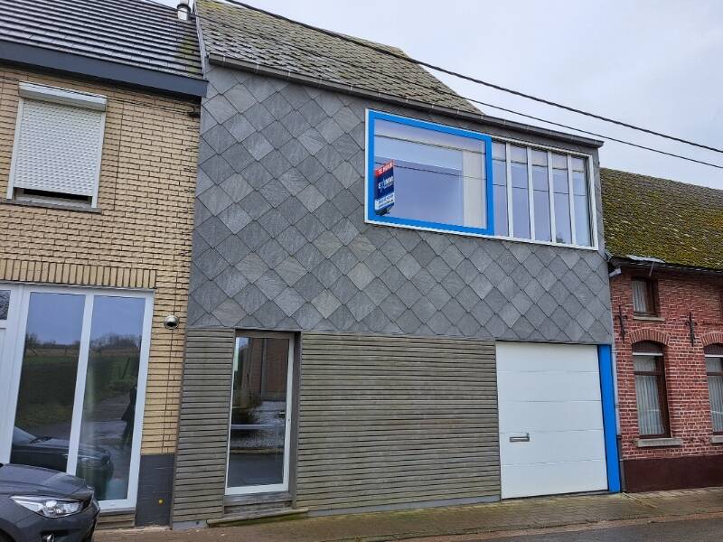 Huis te  huur in Denderhoutem 9450 900.00€ 2 slaapkamers 144.00m² - Zoekertje 592255