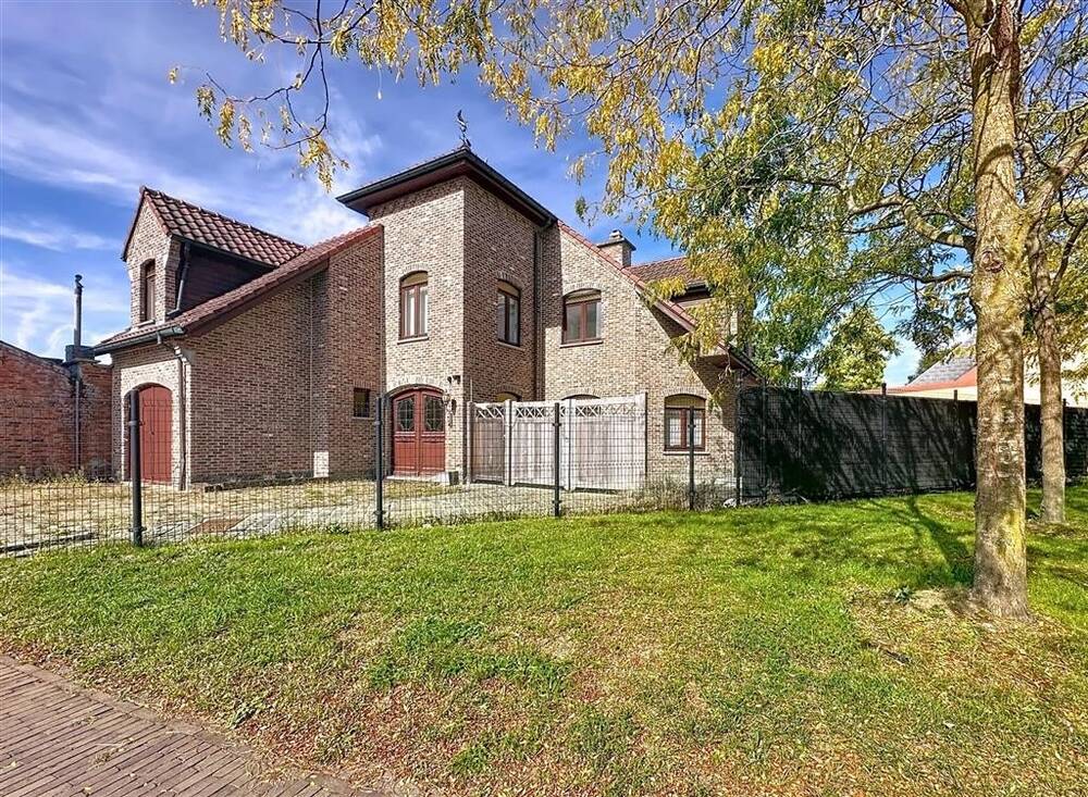 Huis te koop in De Klinge 9170 470000.00€ 4 slaapkamers 229.00m² - Zoekertje 593163