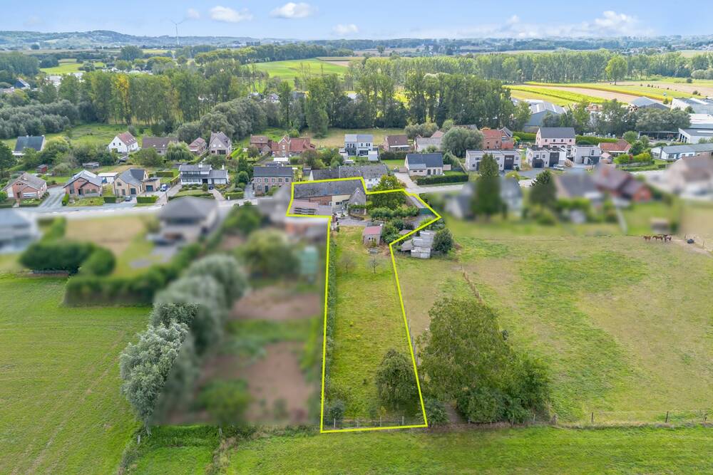 Handelszaak te  koop in Geraardsbergen 9500 475000.00€  slaapkamers 228.00m² - Zoekertje 594116