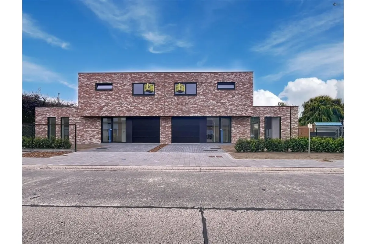 Huis te  koop in Stekene 9190 471000.00€ 3 slaapkamers 170.00m² - Zoekertje 594428