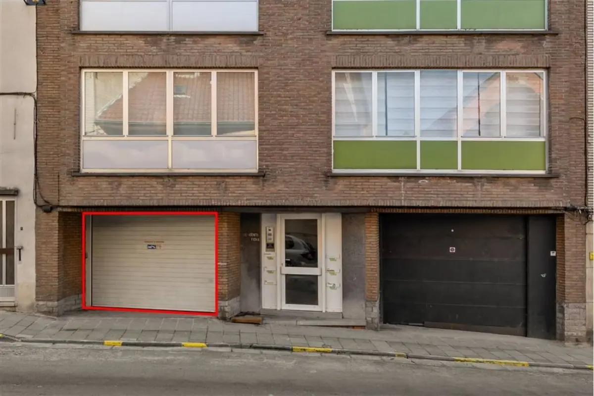 Parking & garage te  koop in Aalst 9300 21000.00€  slaapkamers m² - Zoekertje 596533