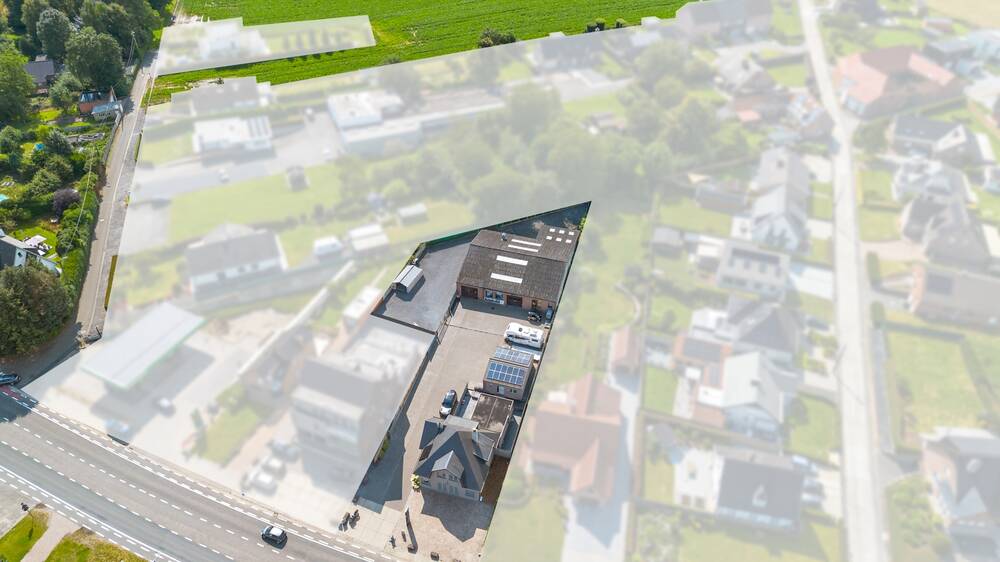 Handelszaak te  koop in Geraardsbergen 9500 999200.00€  slaapkamers 250.00m² - Zoekertje 596334