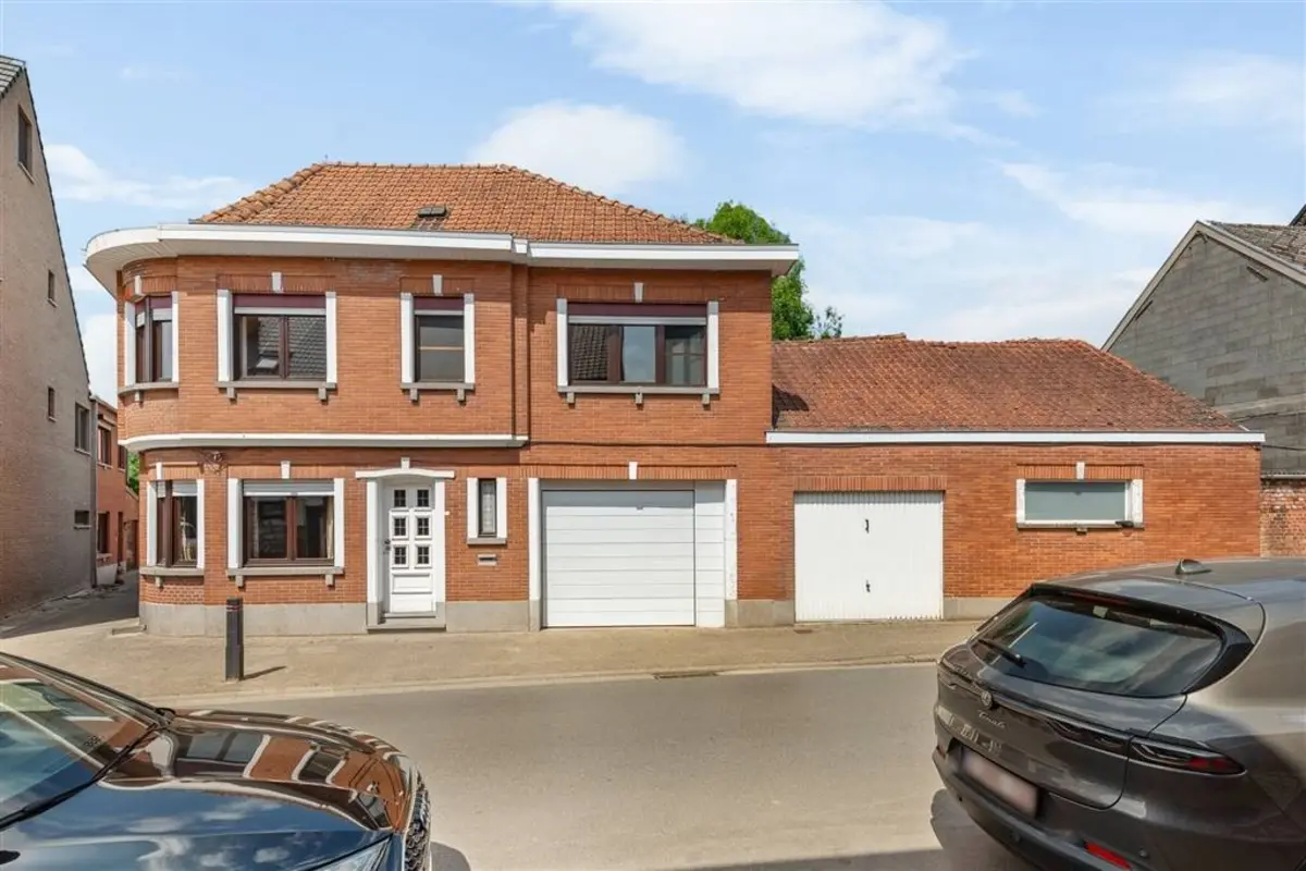 Huis te  koop in Dendermonde 9200 365000.00€ 3 slaapkamers 208.00m² - Zoekertje 596541