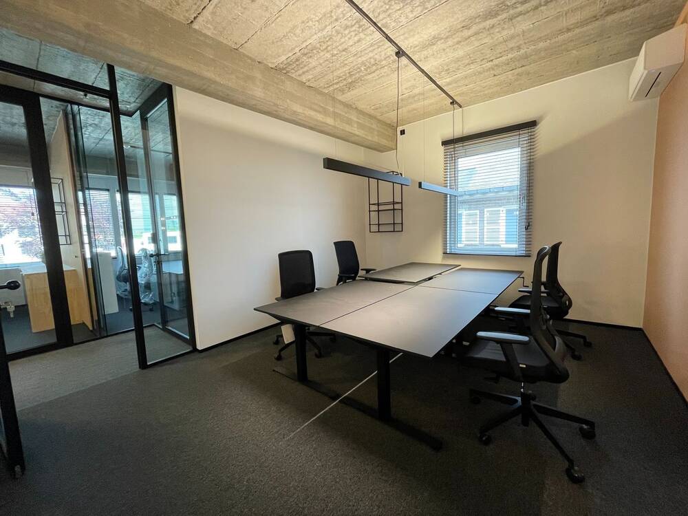 Handelszaak te  huur in Melle 9090 3600.00€  slaapkamers 48.00m² - Zoekertje 596882