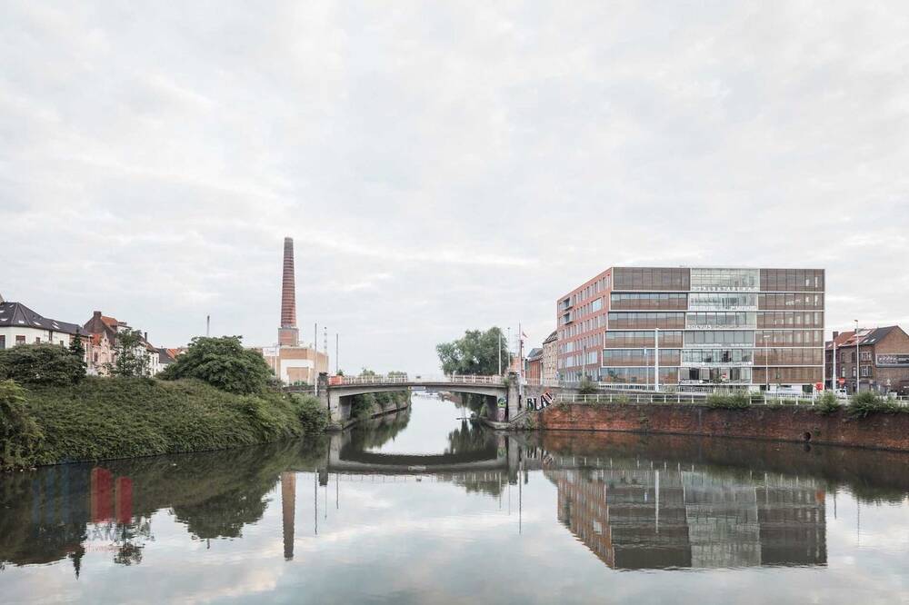 Handelszaak te  huur in Gent 9000 2950.00€  slaapkamers 42.00m² - Zoekertje 596883
