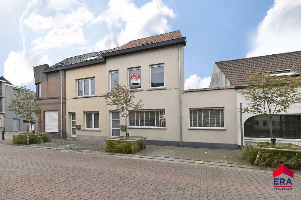 Huis te koop in Eeklo 9900 299000.00€ 3 slaapkamers 162.00m² - Zoekertje 599717