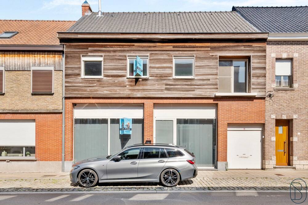 Huis te  koop in Kluisbergen 9690 265000.00€ 5 slaapkamers 277.00m² - Zoekertje 600154