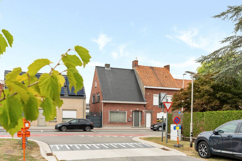 Huis te koop in Deinze 9800 385000.00€ 2 slaapkamers 150.00m² - Zoekertje 599968