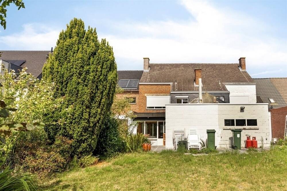 Huis te  koop in Aalst 9300 285000.00€ 3 slaapkamers 173.50m² - Zoekertje 599493