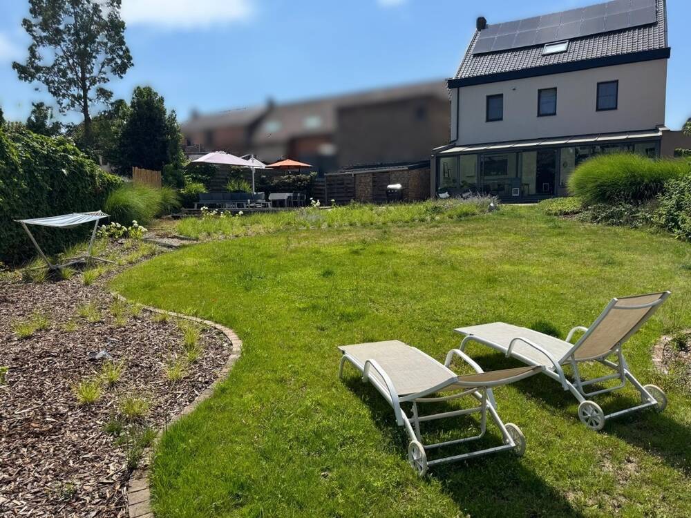 Huis te  in Nederhasselt 9400 449000.00€ 4 slaapkamers 249.00m² - Zoekertje 600187