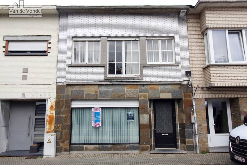 Huis te koop in Denderleeuw 9470 229000.00€ 4 slaapkamers 195.00m² - Zoekertje 599626