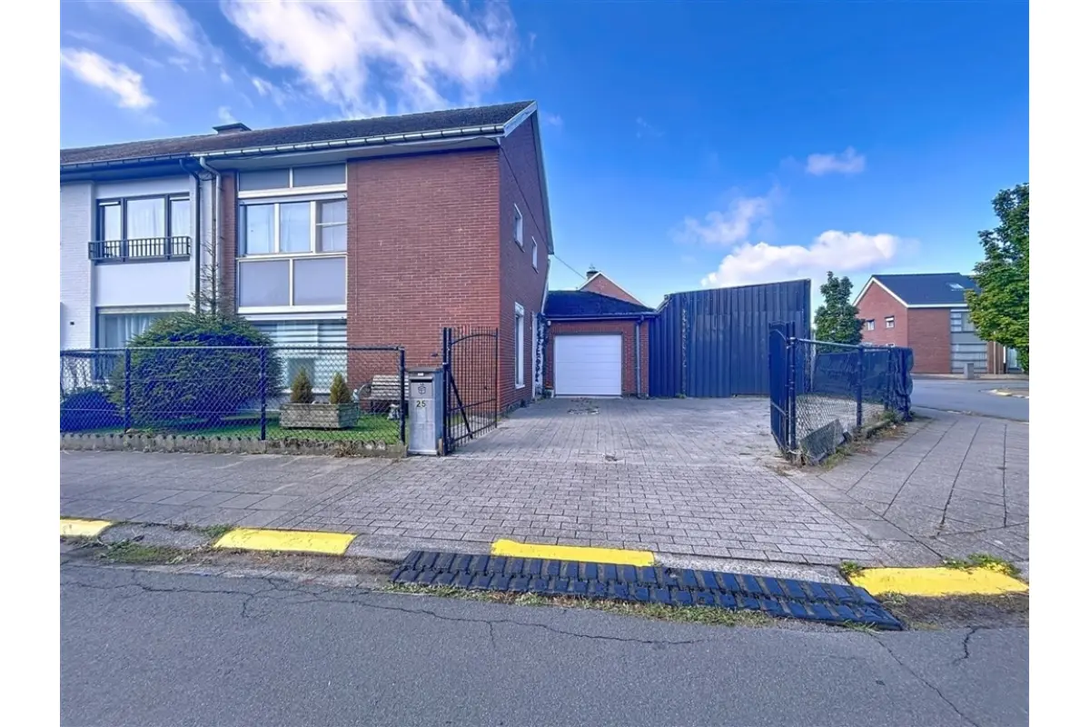 Huis te  koop in Kieldrecht 9130 265000.00€ 3 slaapkamers 182.00m² - Zoekertje 599289