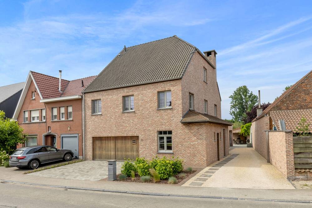 Huis te  koop in Erpe-Mere 9420 885000.00€ 4 slaapkamers 400.00m² - Zoekertje 601060