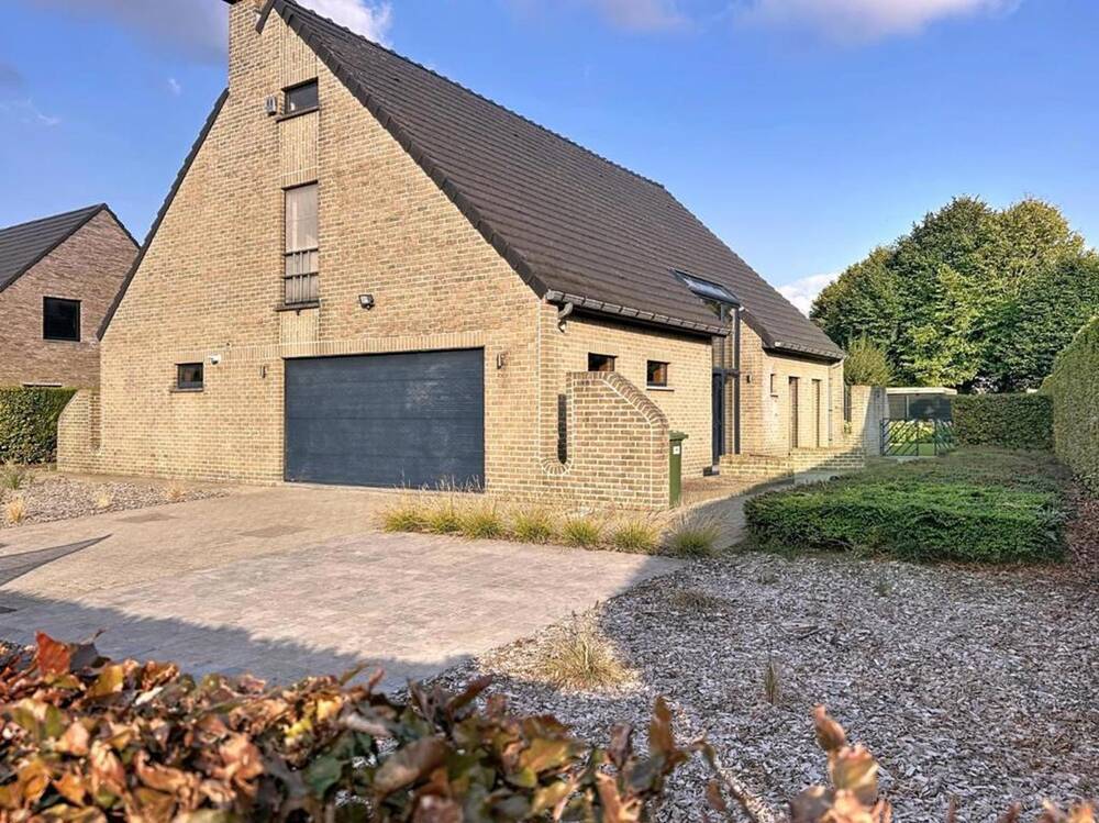 Huis te  koop in Oostakker 9041 615000.00€ 4 slaapkamers 342.00m² - Zoekertje 600788