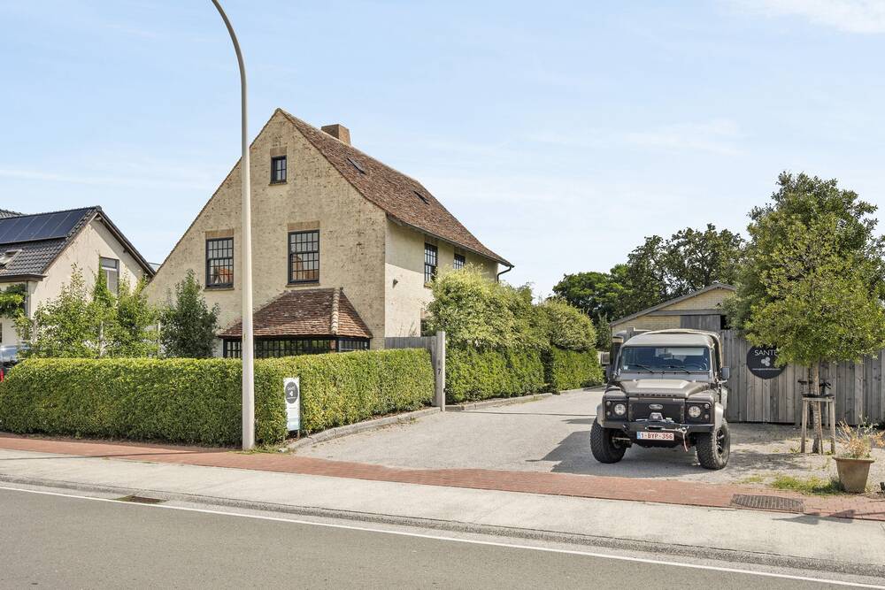 Huis te  koop in Hansbeke 9850 1395000.00€ 5 slaapkamers 400.00m² - Zoekertje 601092