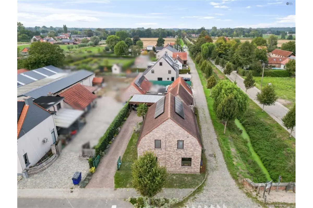 Huis te  koop in Moerbeke-Waas 9180 430000.00€ 4 slaapkamers 308.00m² - Zoekertje 601011