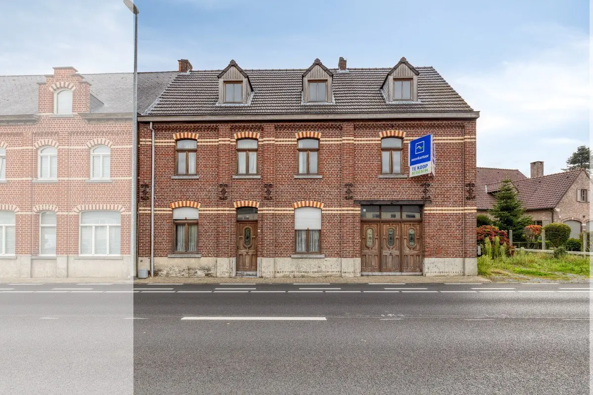 Huis te  koop in Aspelare 9404 398000.00€ 6 slaapkamers 325.00m² - Zoekertje 601145