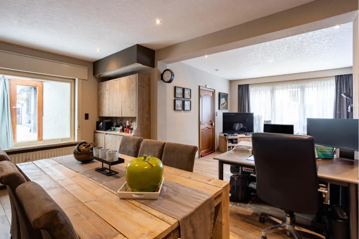 Huis te  koop in Zottegem 9620 325000.00€ 3 slaapkamers 155.00m² - Zoekertje 601657