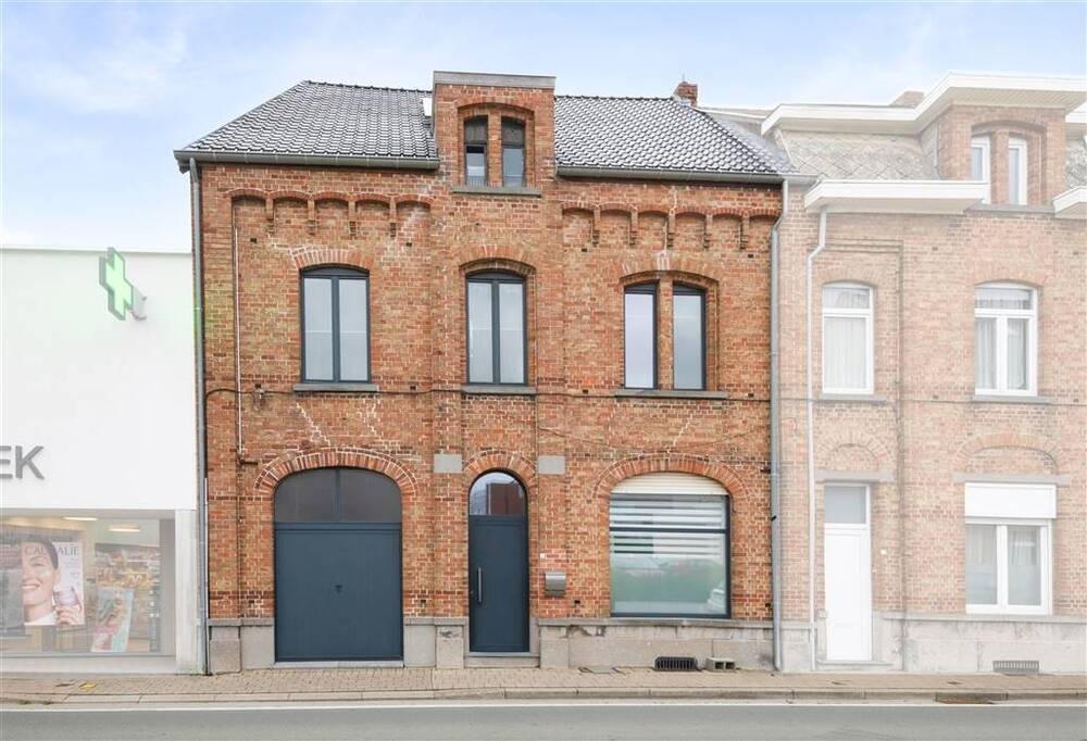 Huis te koop in Zottegem 9620 375000.00€ 3 slaapkamers 252.00m² - Zoekertje 602437