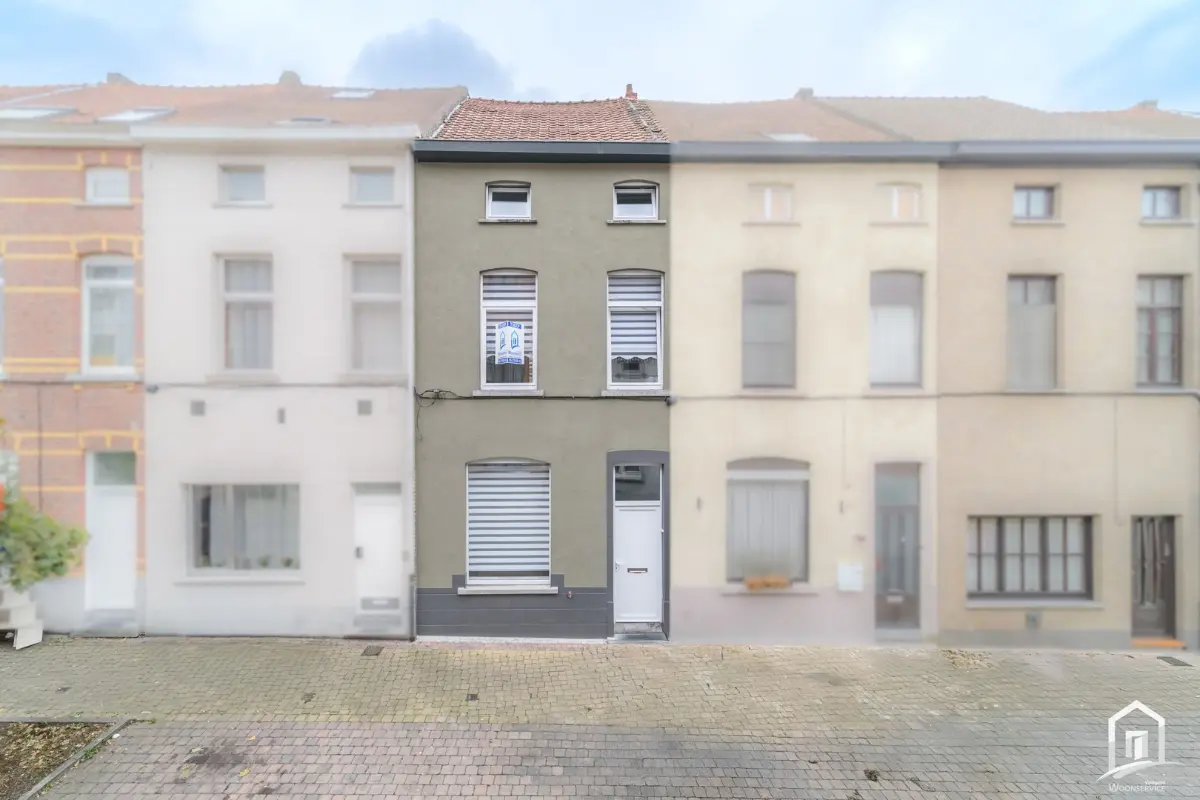 Huis te  koop in Aalst 9300 299000.00€ 3 slaapkamers 138.00m² - Zoekertje 601970