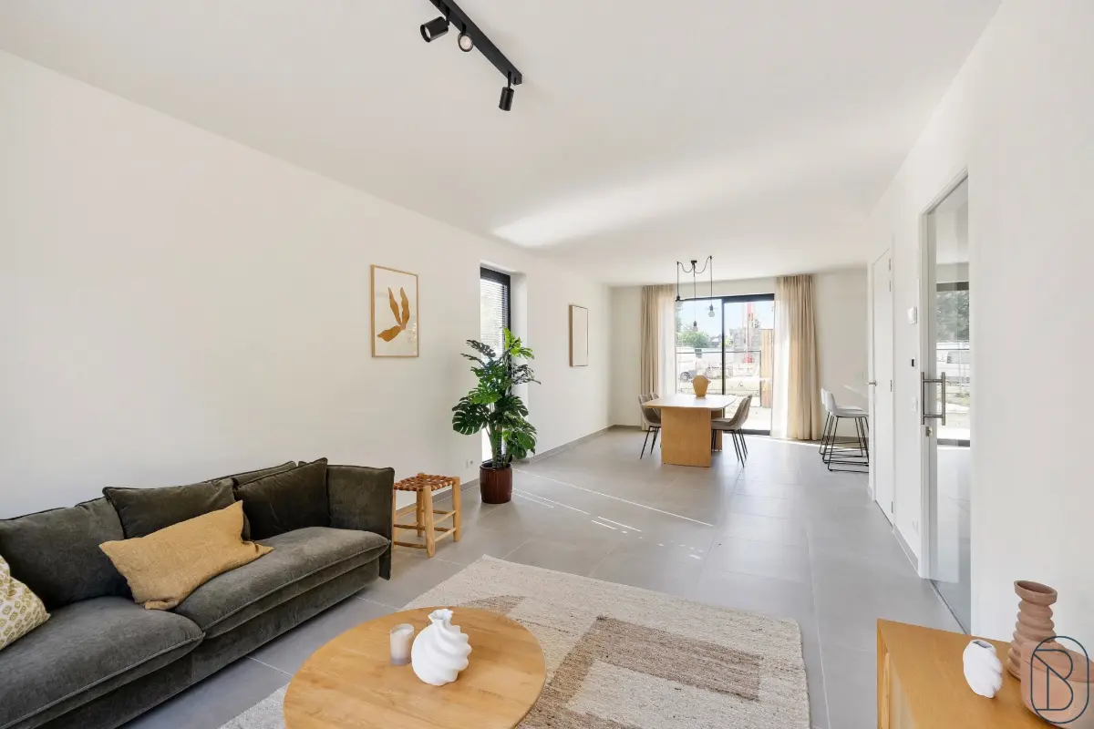 Huis te  koop in Leupegem 9700 329000.00€ 3 slaapkamers 130.00m² - Zoekertje 602059