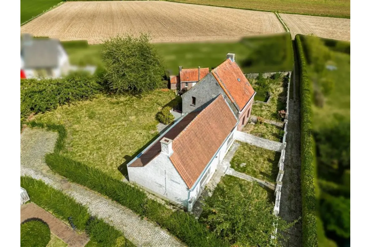 Huis te  koop in Moregem 9790 395000.00€ 2 slaapkamers 224.00m² - Zoekertje 602438