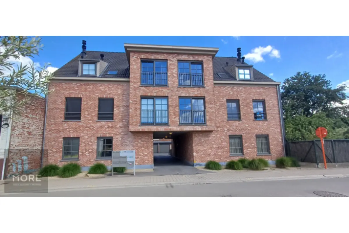 Appartement te  koop in Eeklo 9900 191000.00€ 1 slaapkamers m² - Zoekertje 601908