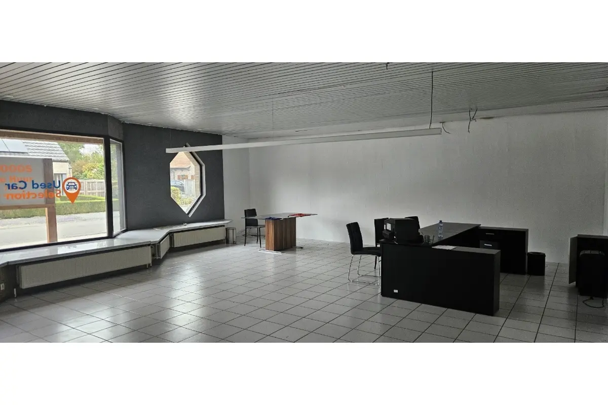 Handelszaak te  huur in Eksaarde 9160 1120.00€ 0 slaapkamers m² - Zoekertje 602824