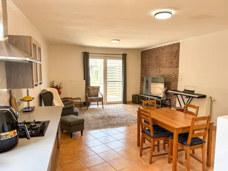 Huis te  koop in Denderhoutem 9450 350000.00€ 4 slaapkamers 199.00m² - Zoekertje 602014