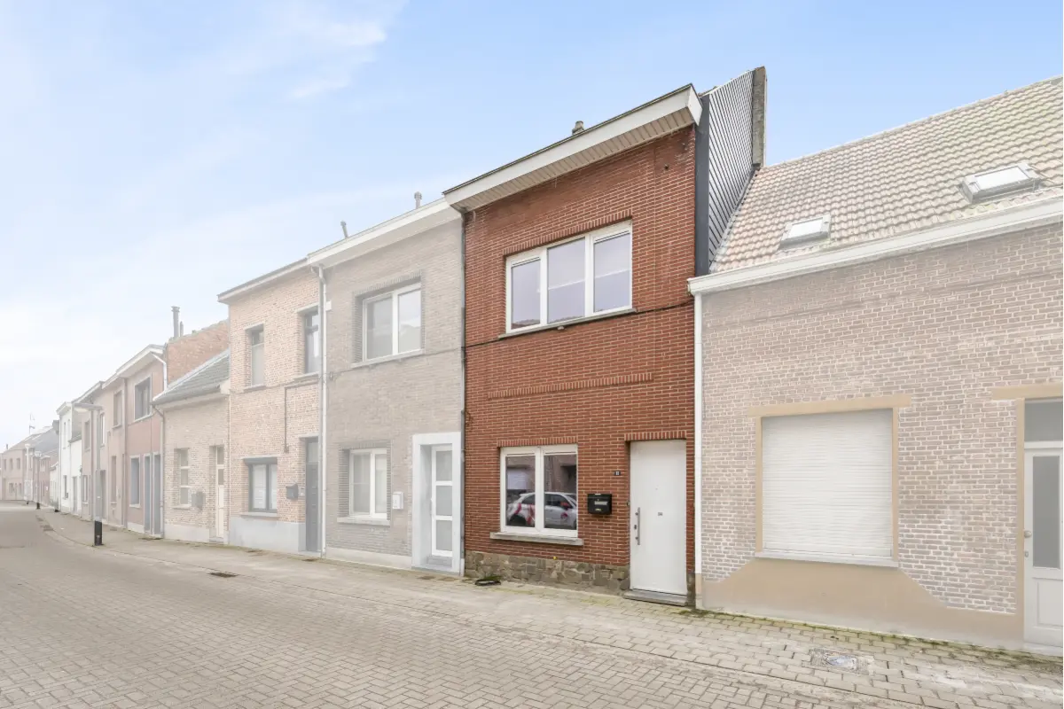 Huis te  koop in Kruibeke 9150 215000.00€ 3 slaapkamers 197.00m² - Zoekertje 602371