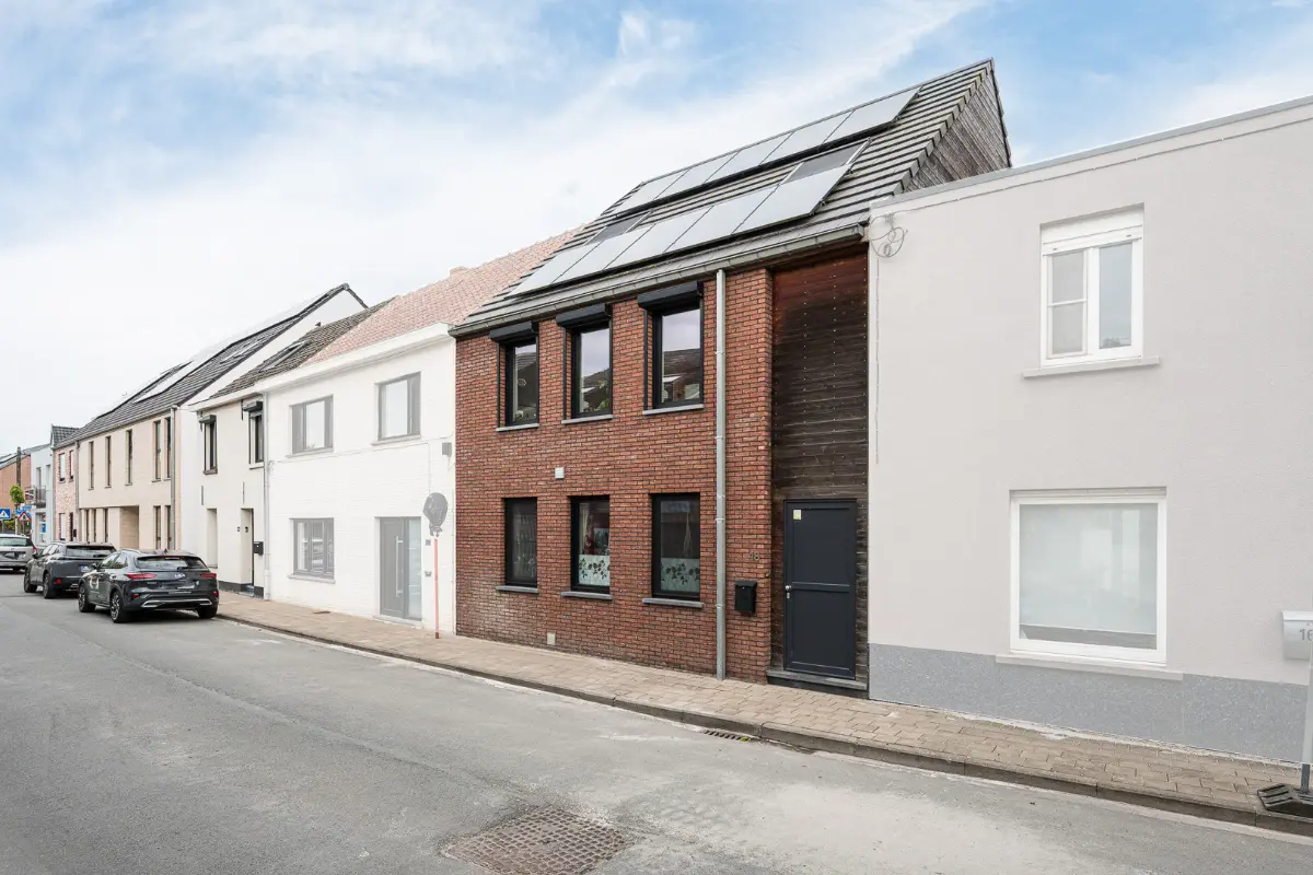 Huis te  in Assenede 9960 385000.00€ 3 slaapkamers 201.00m² - Zoekertje 603055