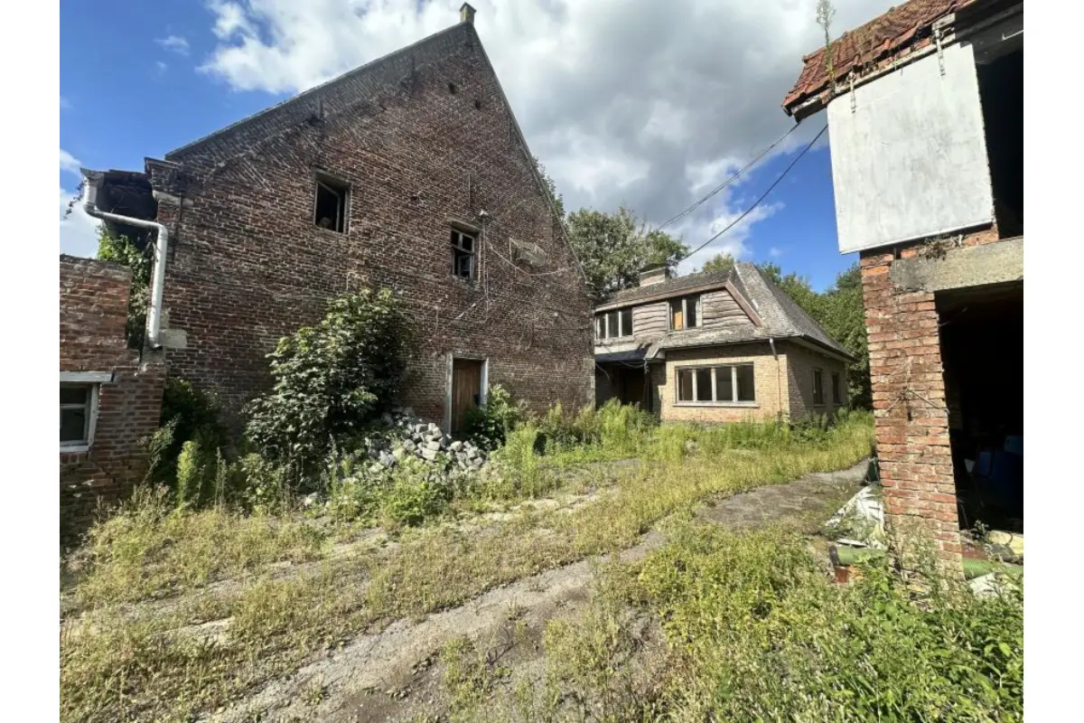 Handelszaak te  koop in Herdersem 9310 0.00€ 4 slaapkamers m² - Zoekertje 604238