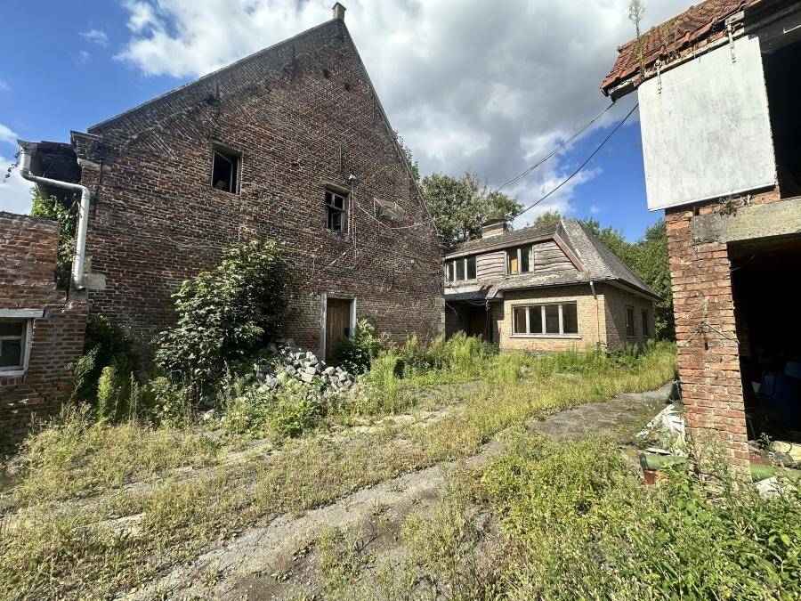 Boerderij te  koop in Herdersem 9310 0.00€ 4 slaapkamers m² - Zoekertje 604238
