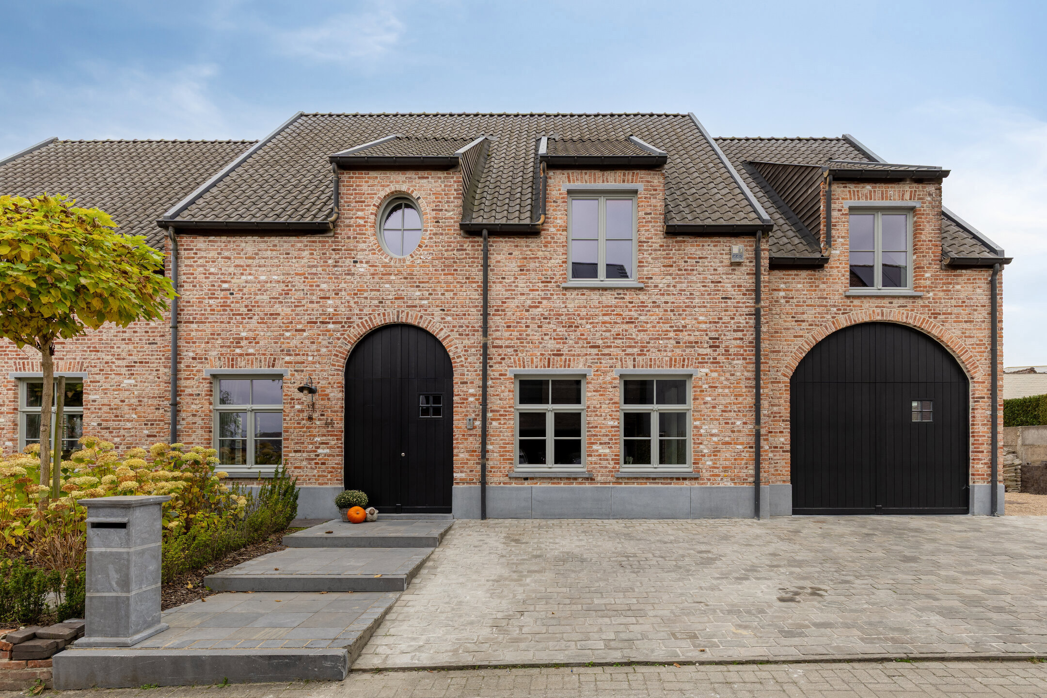 Huis te  koop in Haaltert 9450 830000.00€ 4 slaapkamers 380.00m² - Zoekertje 605588