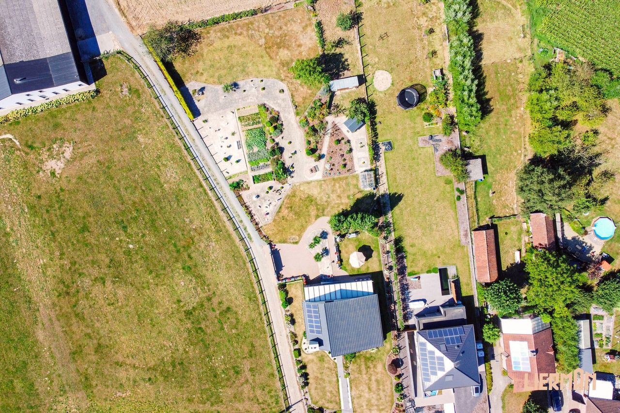 Huis te koop in Herzele 9550 550000.00€ 3 slaapkamers 177.00m² - Zoekertje 605438