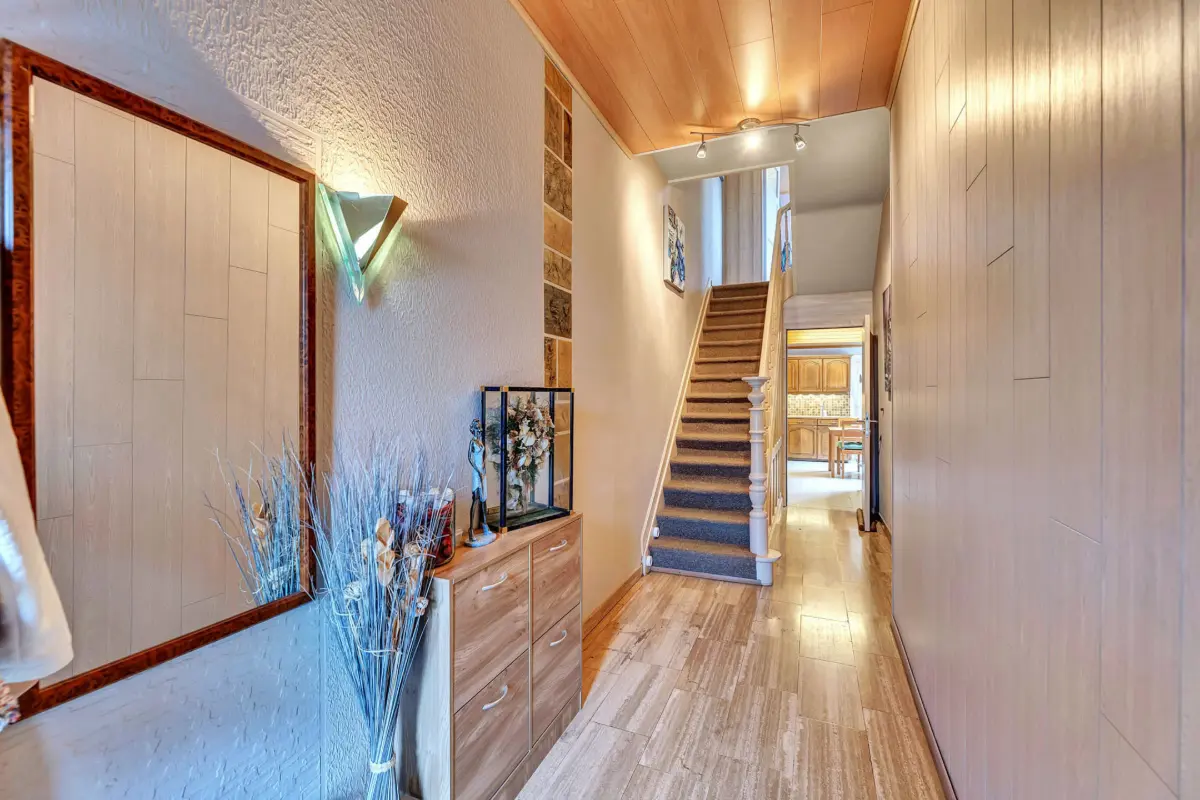 Huis te  koop in Iddergem 9472 285000.00€ 4 slaapkamers 206.00m² - Zoekertje 607856